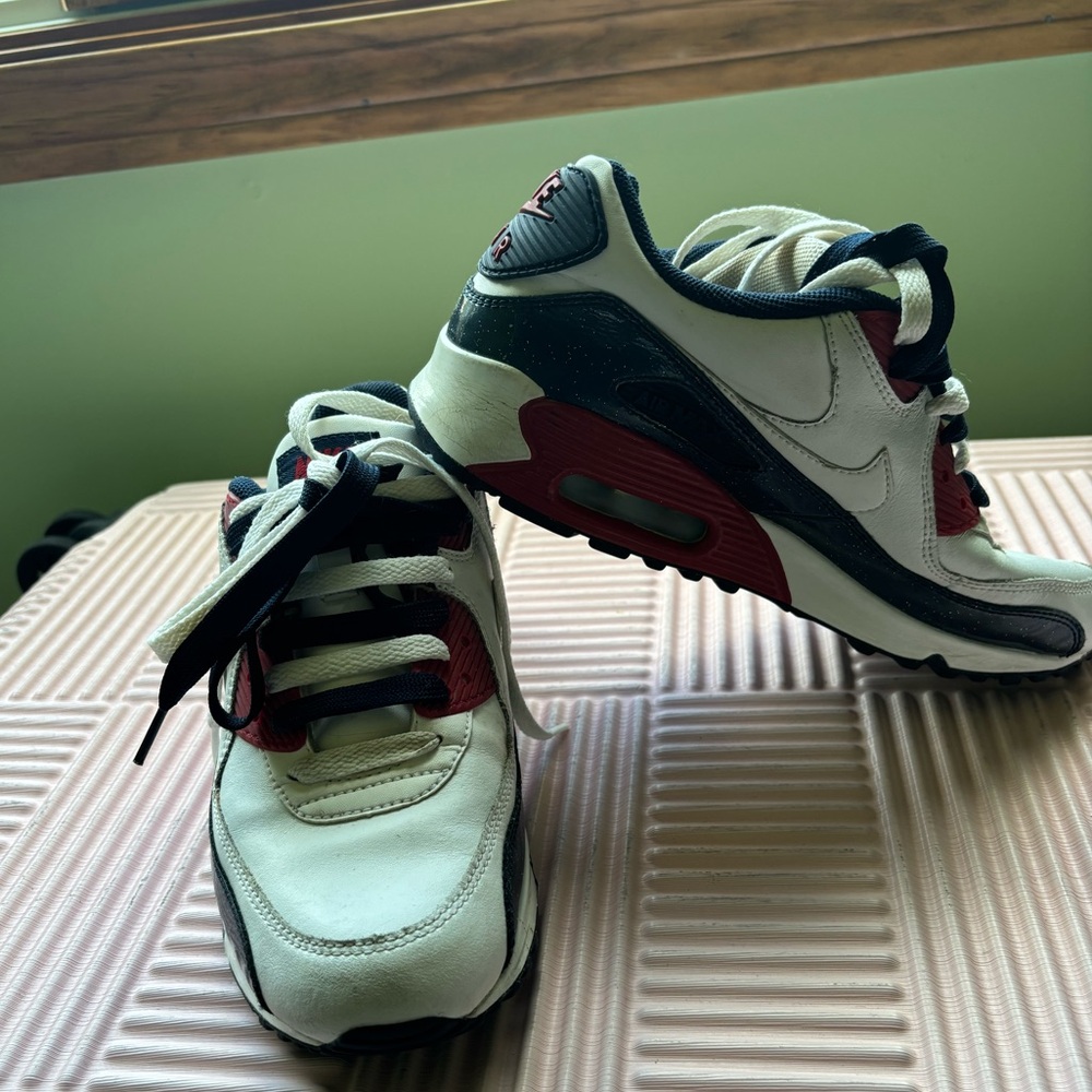 Air Max 90 red white and blue